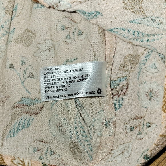 Universal Thread  Ruched Camisole - Picture 5 of 5